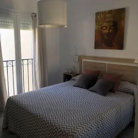 Encantador Residencial Con Piscina *
