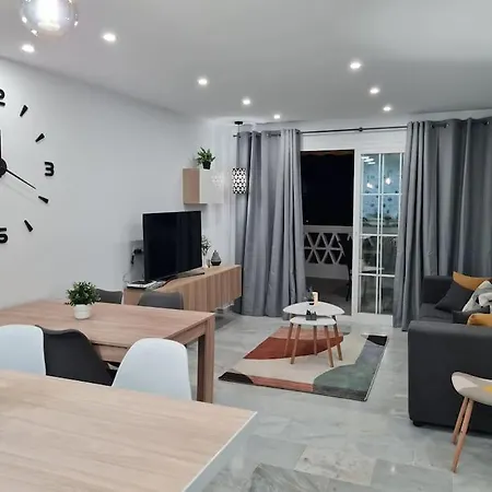 Apartment Encantador Residencial Con Piscina *
