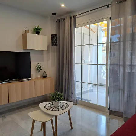 Apartment Encantador Residencial Con Piscina